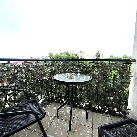 Large Apartment !!!Ciuflea Str. Chisinau Exterior photo